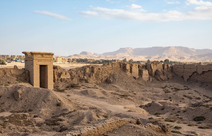 Dendera Temple by Bus photo