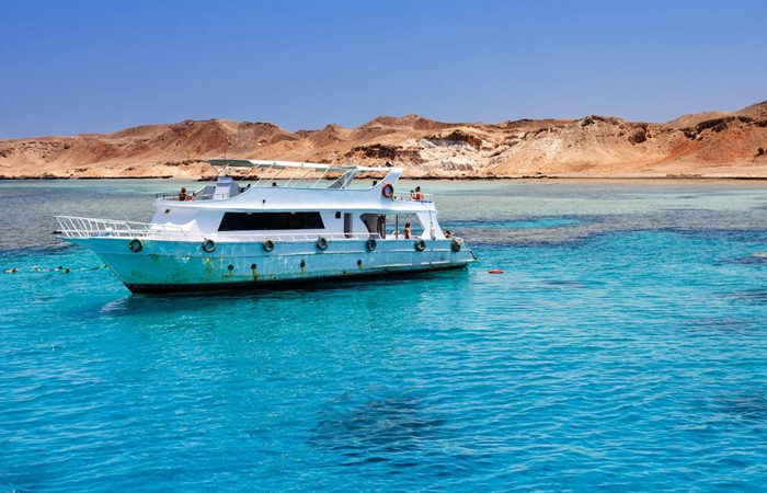 Tiran Island by Boat