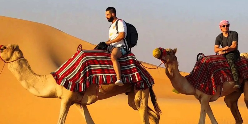 Safari a dorso di cammello