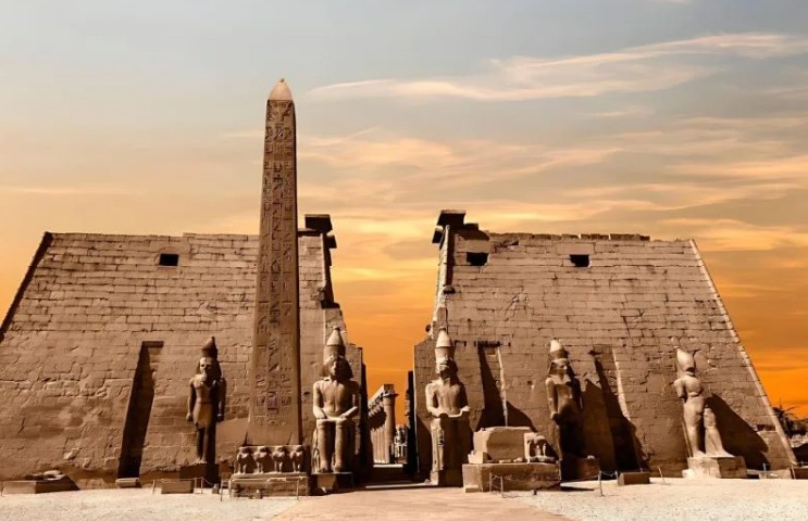 Pacchetto Escursioni per Crociera sul Nilo | Luxor – Assuan – Luxor (8 Giorni / 7 Notti)